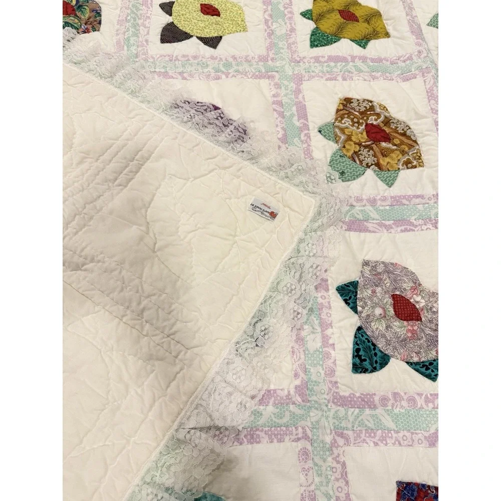 VTG Flower Quilt Handmade Appliqué Pansy / Cabbage Rose Design Sz Twin Farmhouse